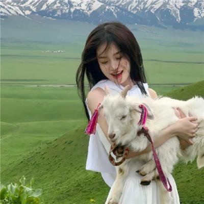 棉花云下的水圈